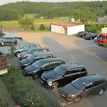 Zur Burg Nuerburg-ring Hotell Nürburg