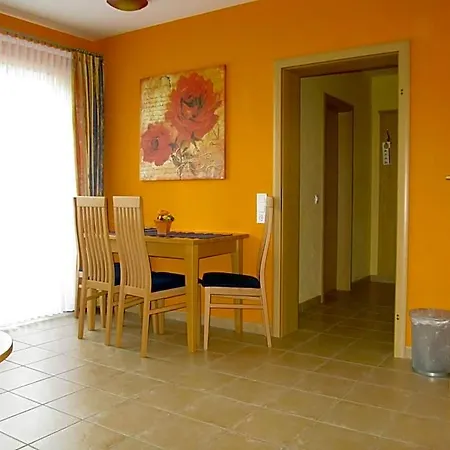 Zur Burg Large Car Park Hotel