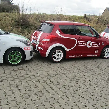 Hotel Zur Burg Nürburg