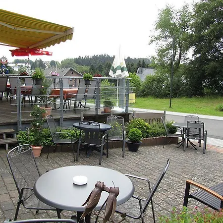 Hotel Zur Burg Large Car Park Nurburg