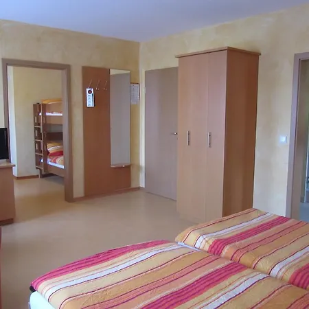 Zur Burg Large Car Park Hotel Nurburg