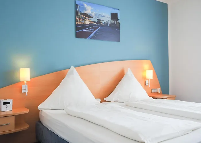 Zur Burg 뉘르부르크