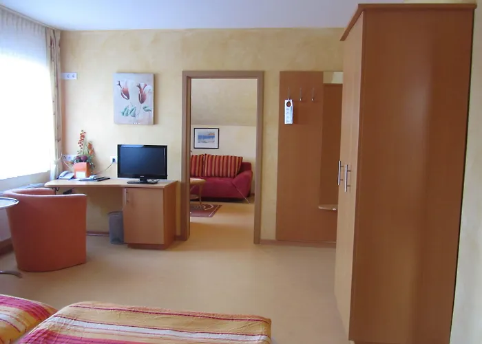 Hotel Zur Burg Nürburg