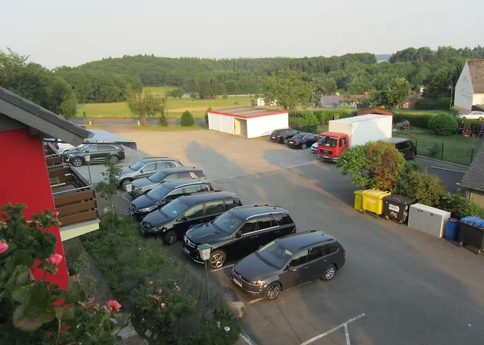 Zur Burg 뉘르부르크