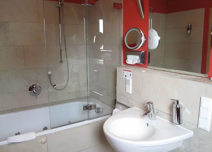 Zur Burg 뉘르부르크