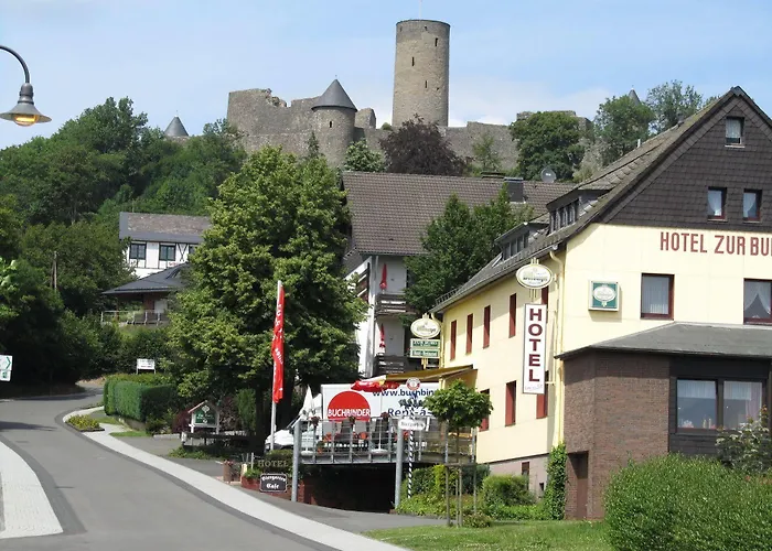 Zur Burg Nürburg
